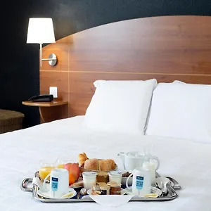 Hotel Kyriad Ferrand Centre